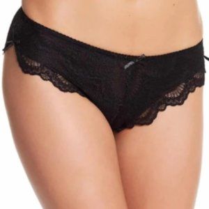 Sam Edelmon Black Lace Scallop Edge Hipsters